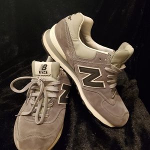 New Balance Men's 574 V2 Sneaker, Gray/White